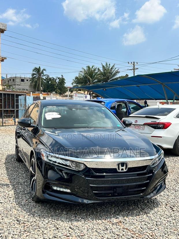 Honda Accord 2020 Black photo 5