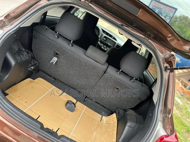 Toyota Vitz 1.5 FWD 3dr 2015 Brown