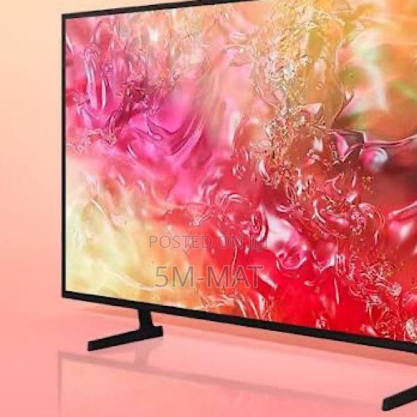 Samsung Smart Tv 43” Crystal Uhd U7000 / Uhd With Built-in Receiver · Photo 4