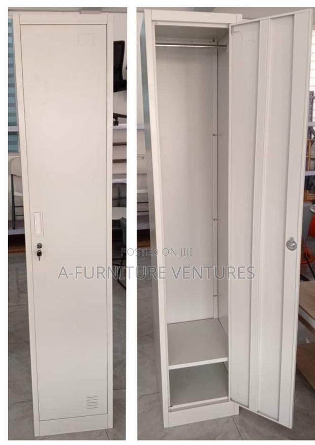 Metal Single Wardrobe · Photo 2