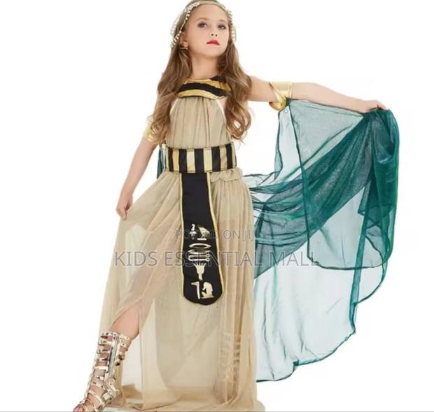 Queen Esther Costume for Kids · Photo 2