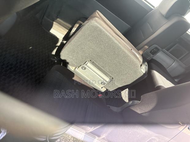 Toyota Voxy 2012 Black