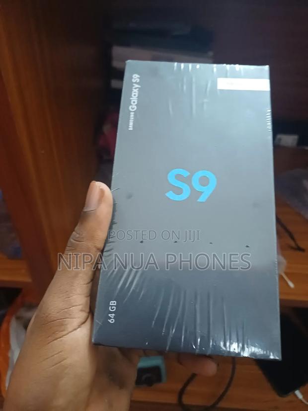 New Samsung Galaxy S9 64 GB Black · Photo 3