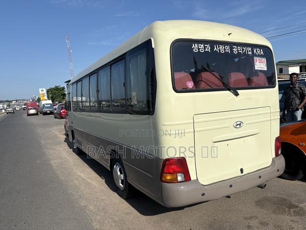 Hyundai County 2012 Grey