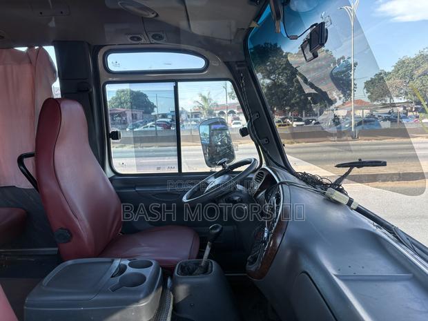 Hyundai County 2012 Grey