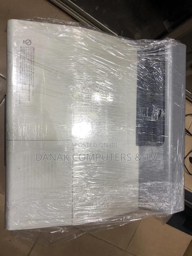 Sony Vpl-sw630 3lcd Projector · Photo 3