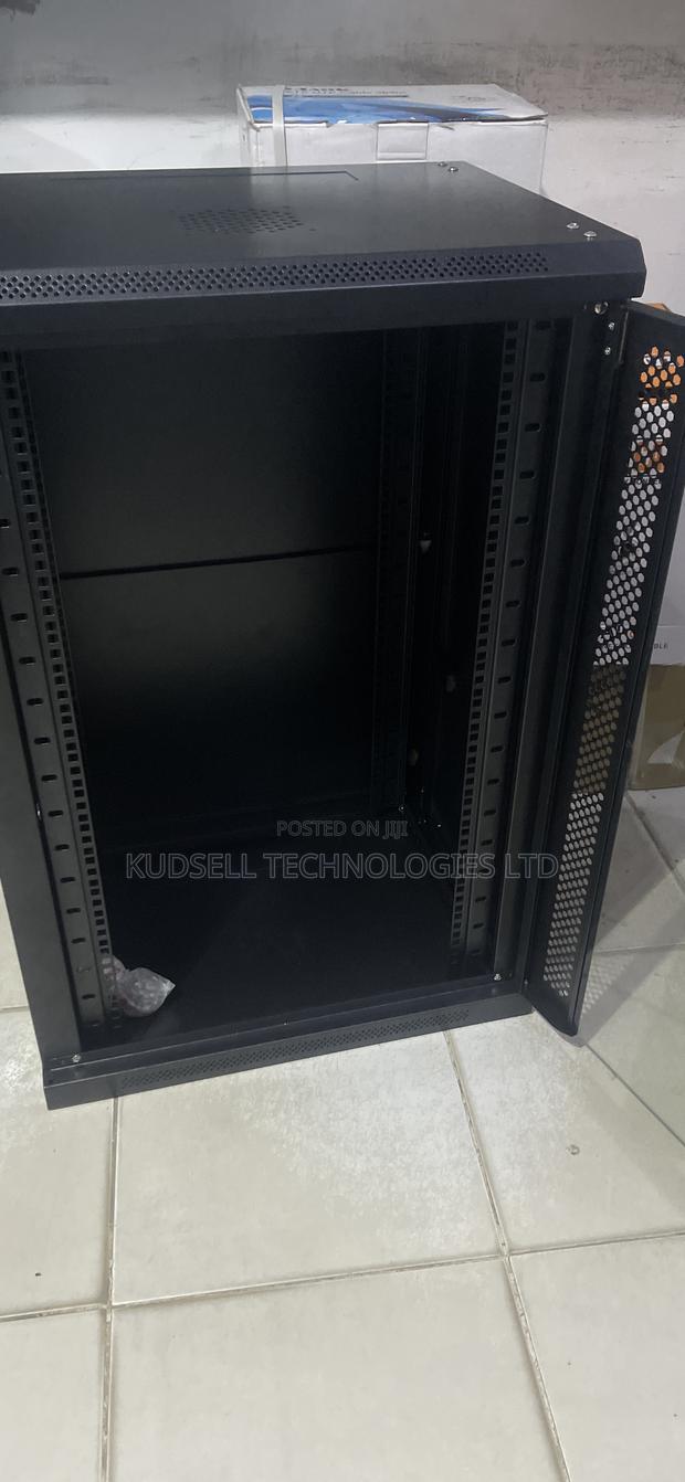 18u 600x450 Network Rack Cabinet photo 4