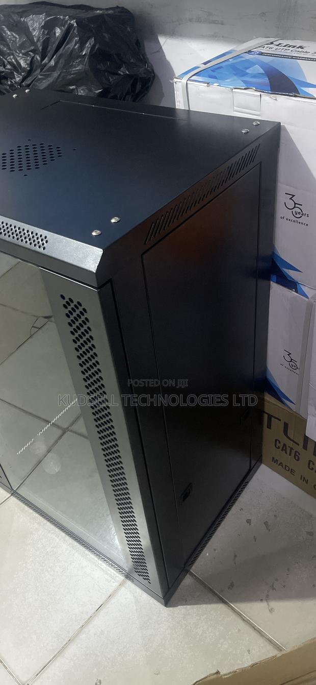 18u 600x450 Network Rack Cabinet photo 3