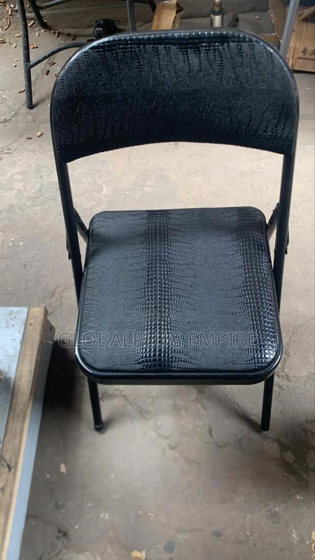 Stylish Bar Chairs for Home Lounge photo 3