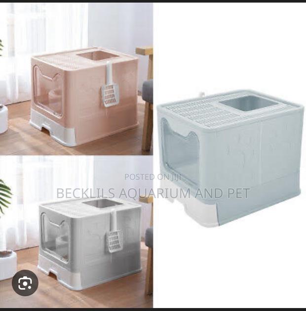 Full Enclosed Cat Litter Box · Photo 4