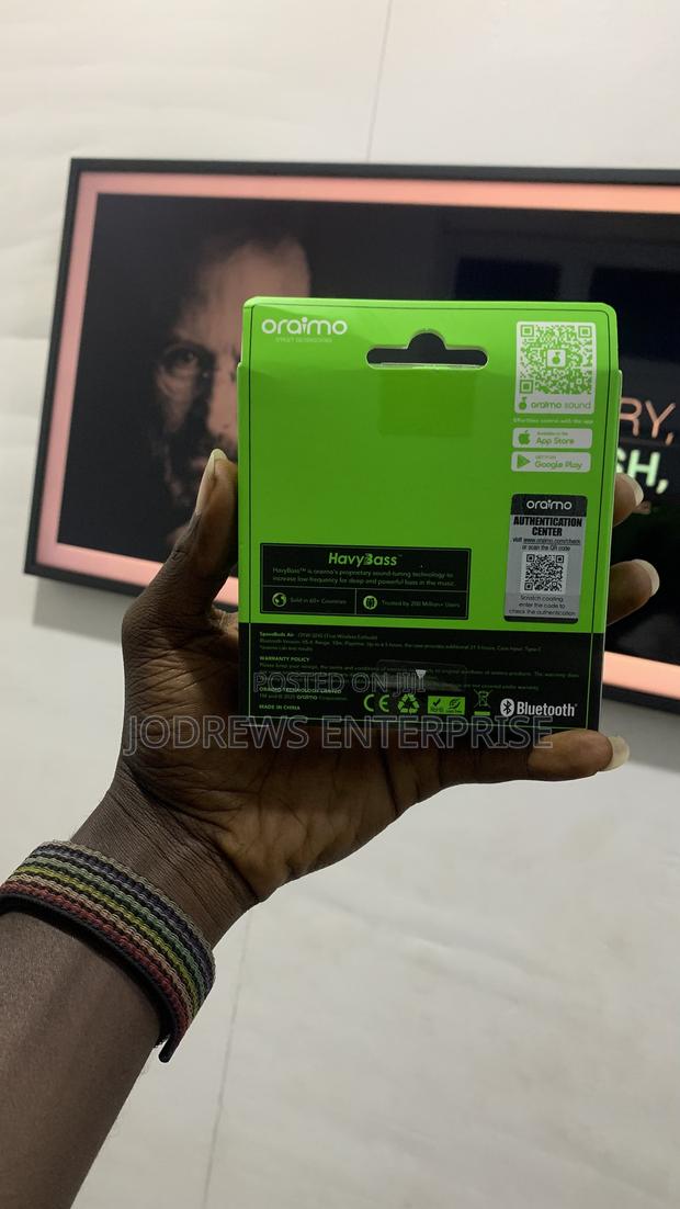 Oraimo Spacebuds Air 38 Hours Smart Finder True Wireless Earbuds · Photo 4
