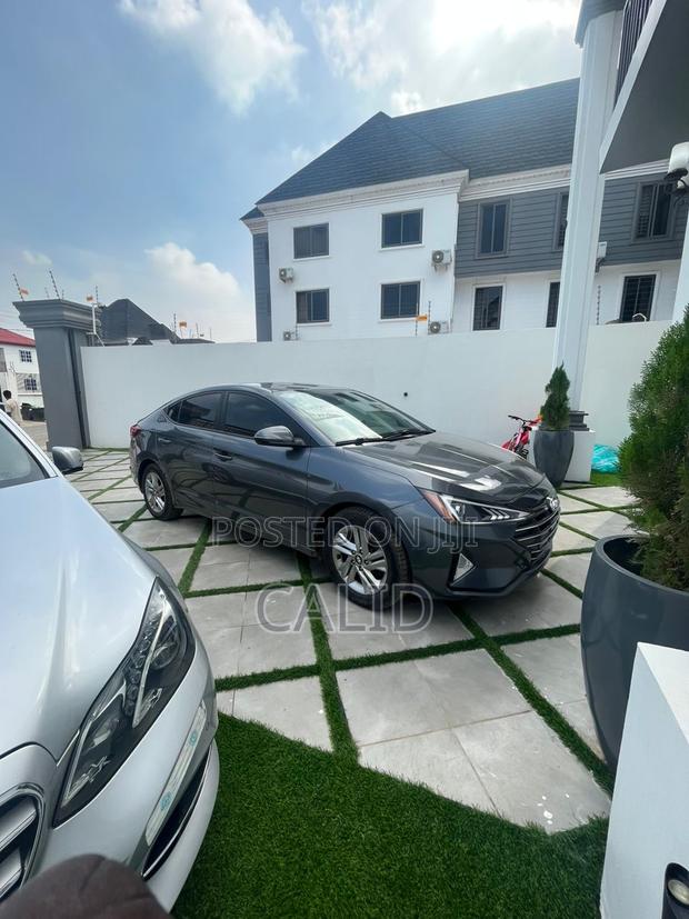 Hyundai Elantra Limited 2019 Gray photo 7