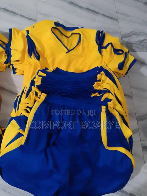 Quality Pe Kit for Schools · Photo 2