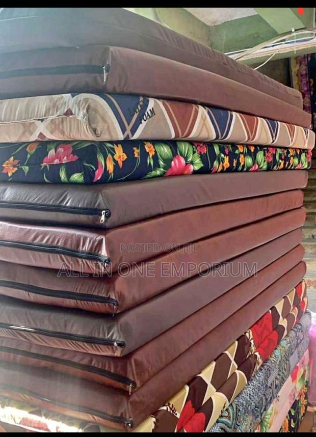 Student Mattress · Photo 3