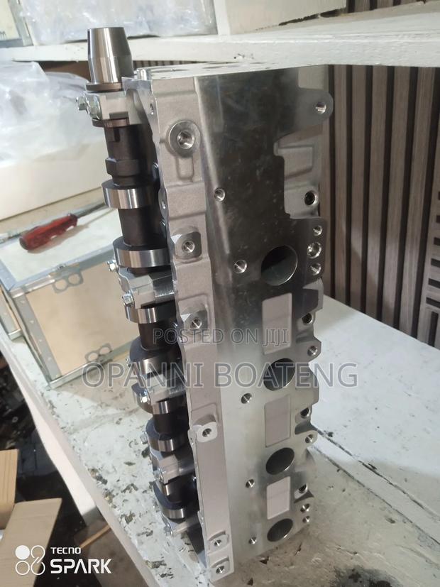 Toyota Land Cruiser Prado 1kz Cylinder Head photo 5