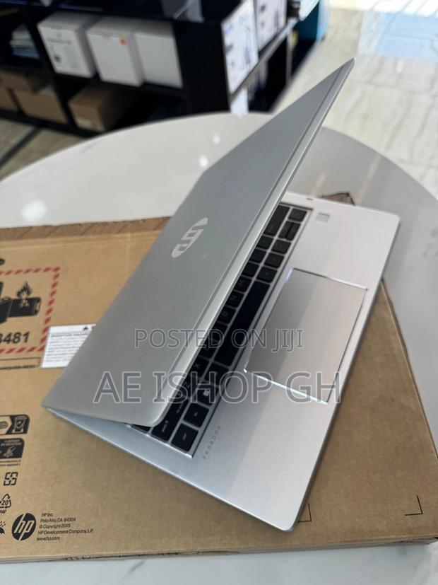New Laptop HP 16GB AMD Ryzen 5 SSD 512GB photo 2
