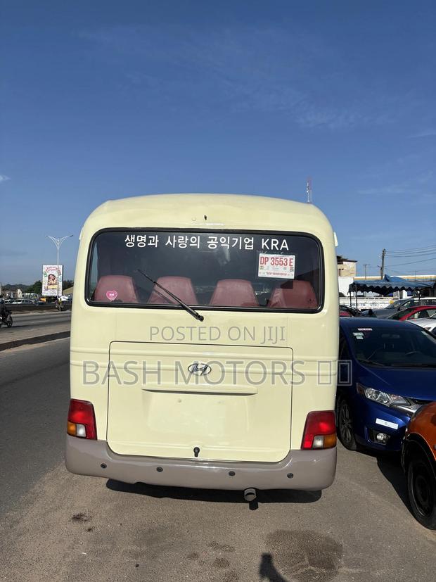 Hyundai County 2012 Grey