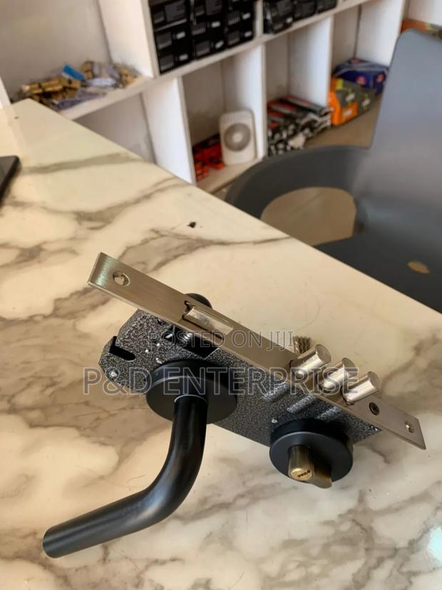 Quality Wooden Door Lock With Black Separate Handle. photo 4