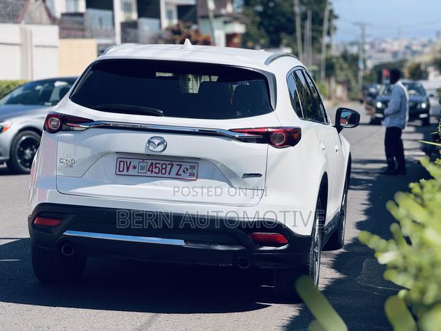 Mazda CX-9 Signature 2021 White
