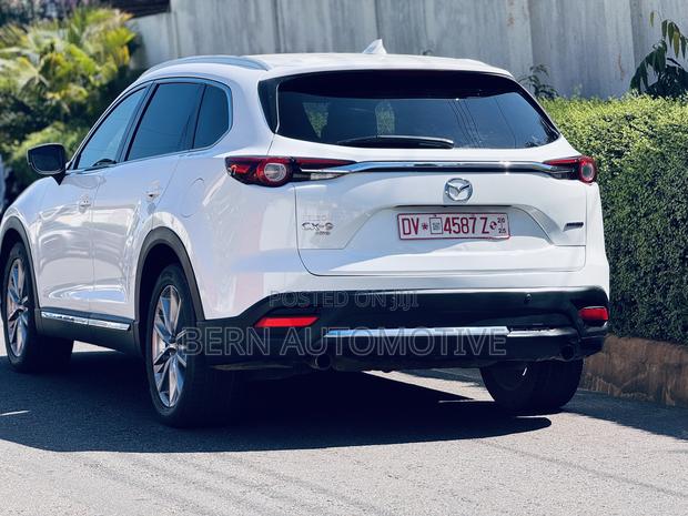 Mazda CX-9 Signature 2021 White
