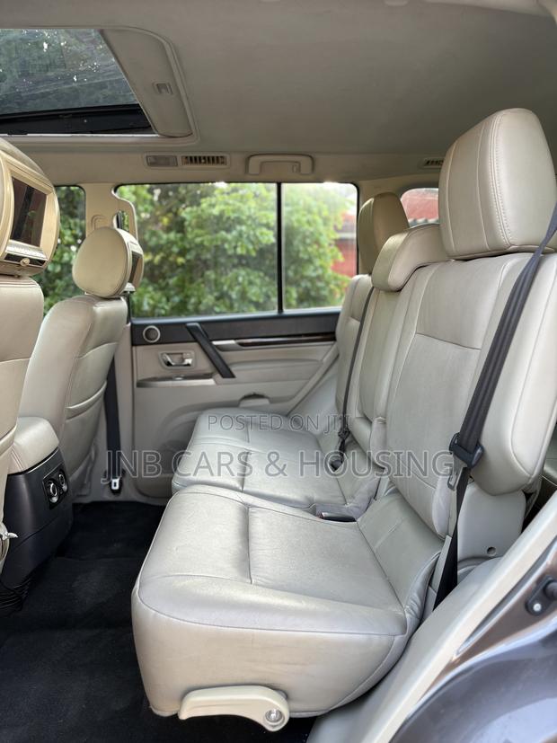 Mitsubishi Pajero V80 3.8 V6 GLS 2016 Brown