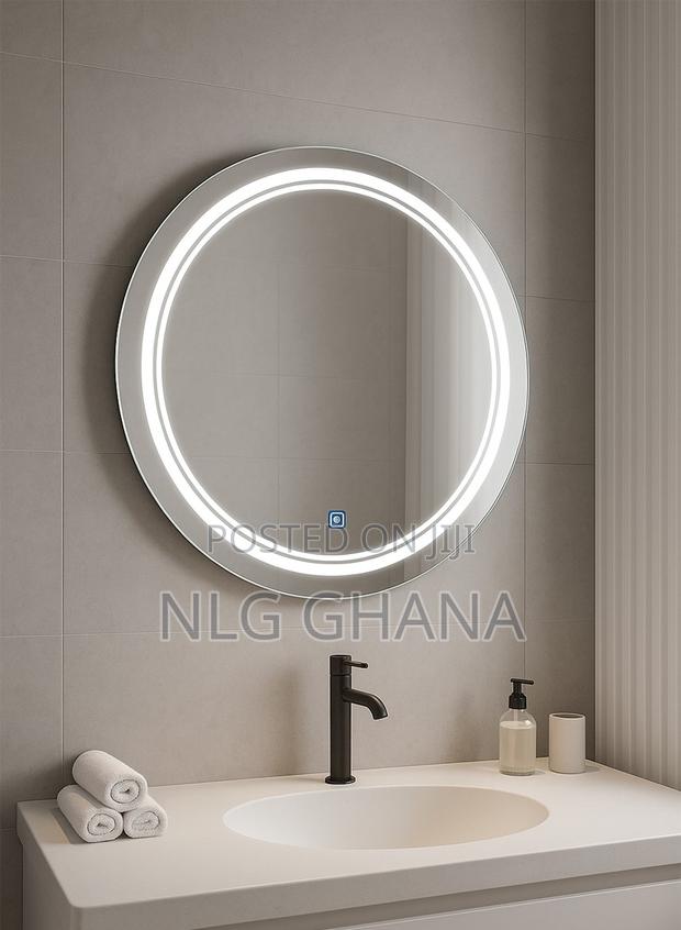 60cm / 23.6inch Led Round Bathroom Mirror. Ghx7249 · Photo 1