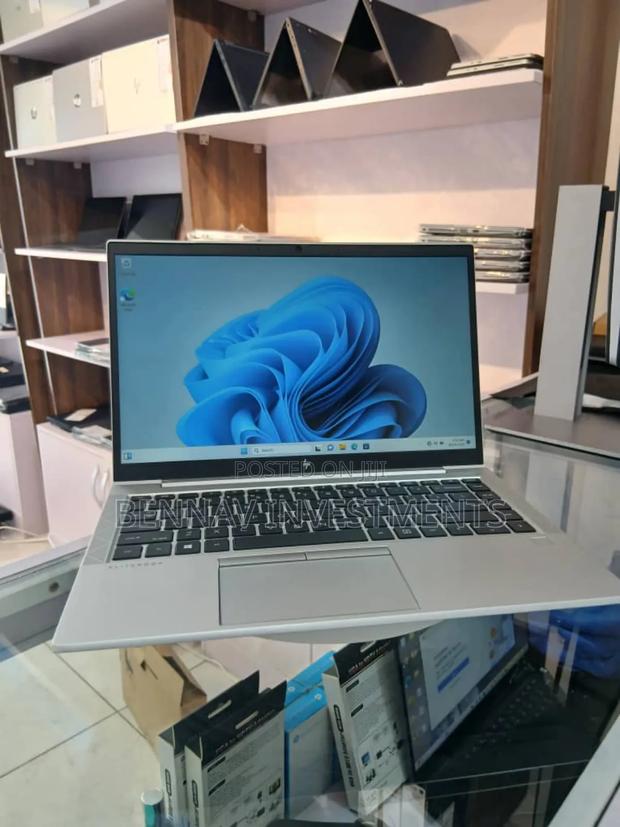 Laptop HP EliteBook 845 G7 16GB AMD Ryzen 5 SSD 256GB photo 3
