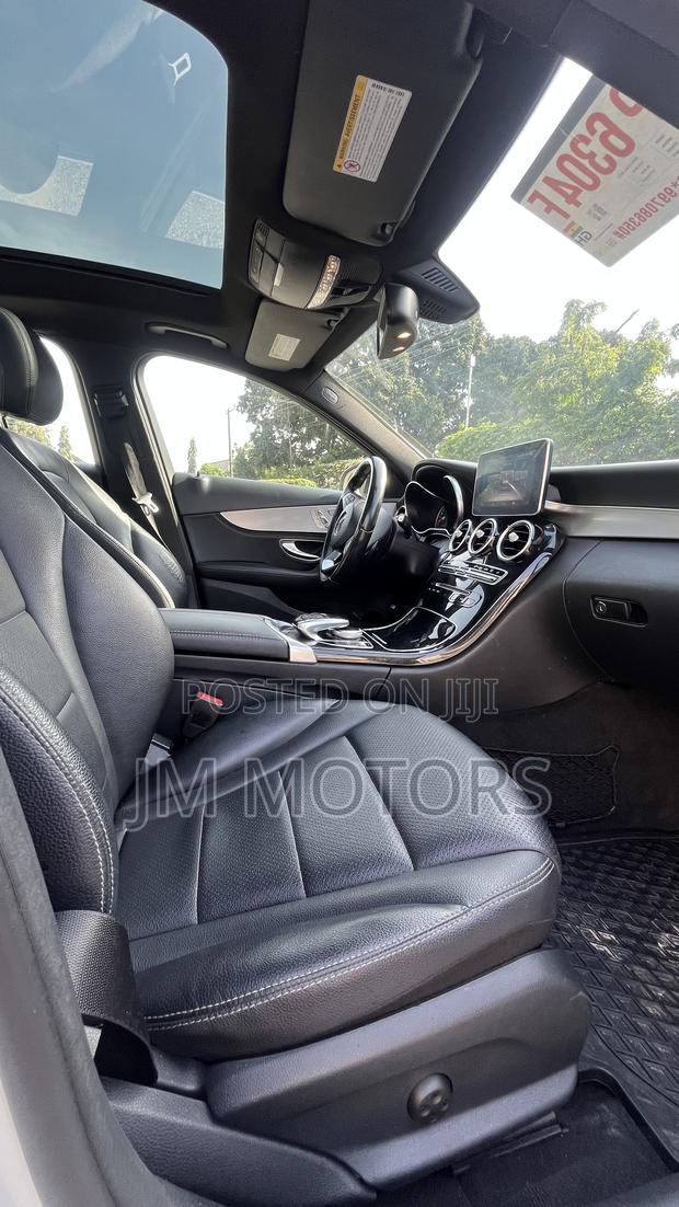 Mercedes-Benz C300 Luxury 4dr AWD 4Matic Sedan (2.0L 4cyl 7A) 2015 photo 8