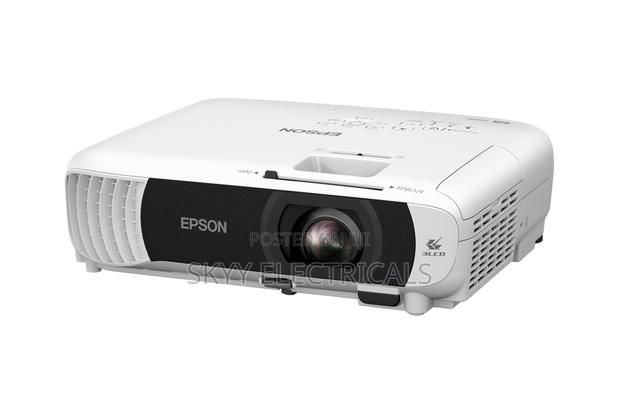 Epson Projector Eb-w55 4000 Lumens