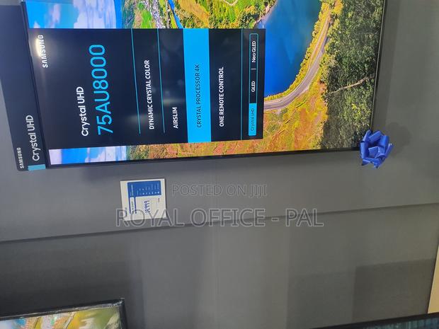 Samsung 75au8000 Model Uhd Television · Photo 3