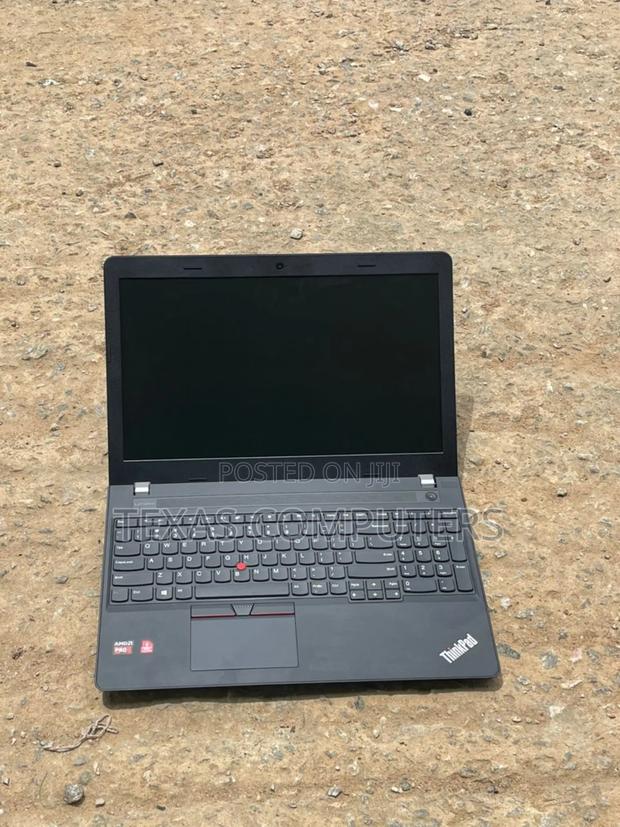 Laptop Lenovo ThinkPad E575 8GB Intel Core I7 HDD 500GB · Photo 4