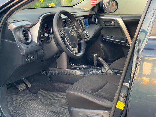 Toyota RAV4 2017 Black