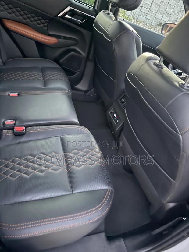 Mitsubishi Outlander SEL 2022 White