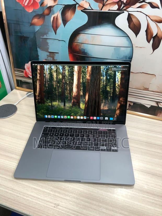 Laptop Apple MacBook Pro 2019 16GB Intel Core I7 HDD 500GB photo 3