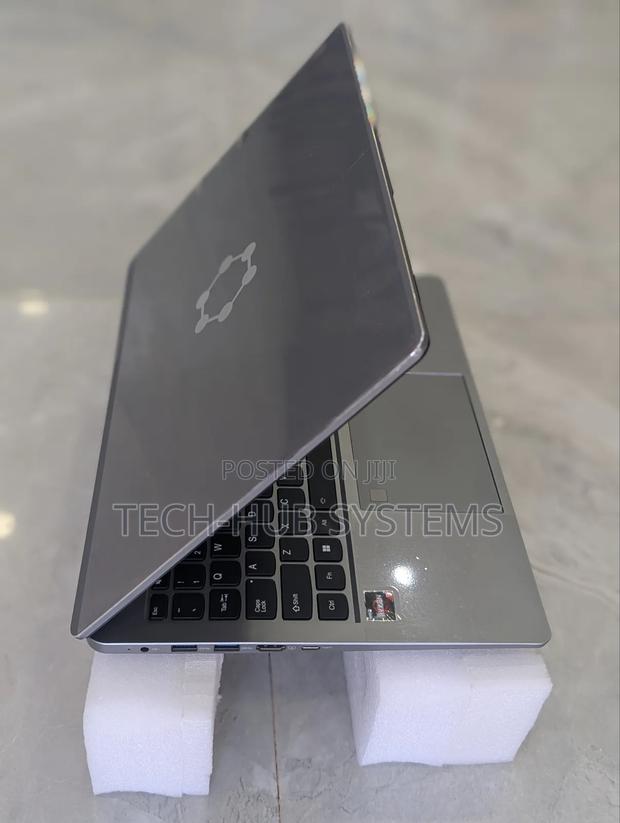 New Laptop 16GB AMD Ryzen 7 SSD 512GB photo 3