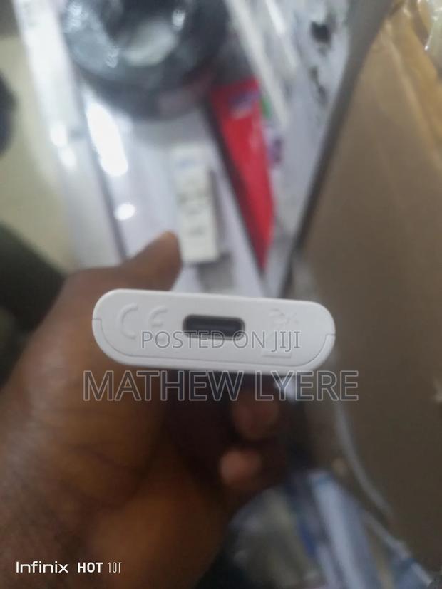 Samsung Smart Tv Remote Rechargeable Type C photo 3