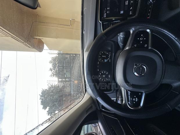 Volvo XC90 T6 First Edition AWD (2.0L 4cyl 8A) 2016 Black