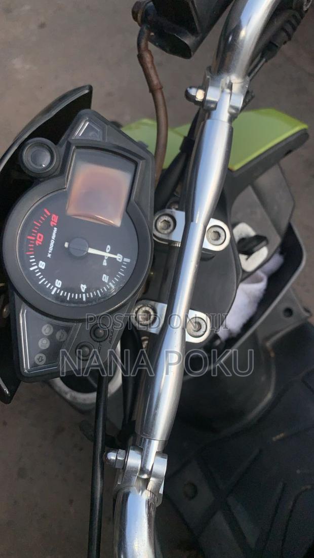 Piaggio Scooter 2020 Green · Photo 2