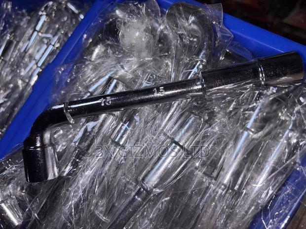 15mm 16mm L-Spanner Spanner. · Photo 3
