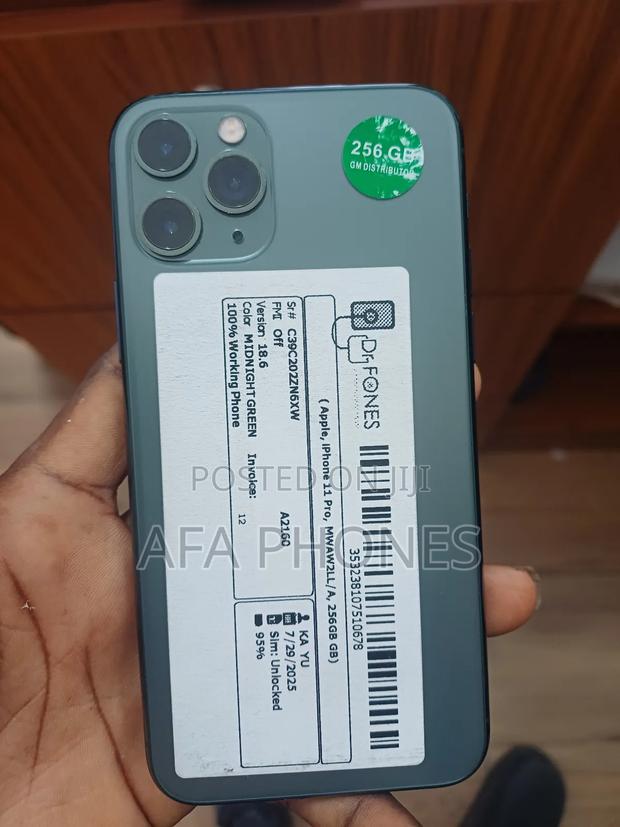 Apple iPhone 11 Pro 256 GB Green photo 2