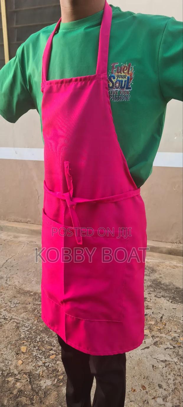 Plain Pink Apron · Photo 3