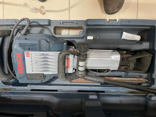 Bosch Gsh16 Heavy Duty Demolition Breaker