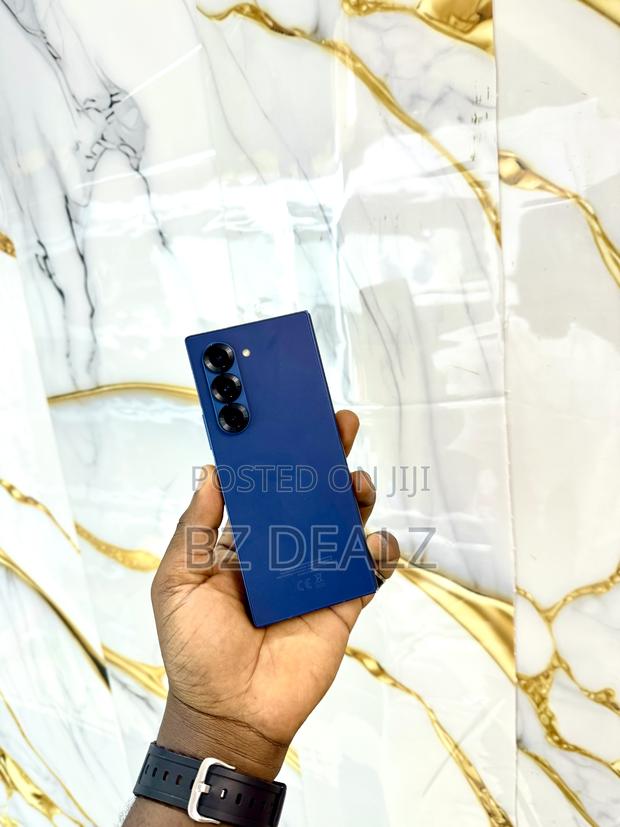 Samsung Galaxy Z Fold6 256 GB Blue photo 2