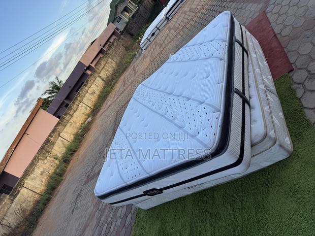 Beautyrest Black(76/80/12)