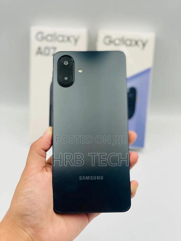 New Samsung Galaxy A07 4G 64 GB Black photo 2