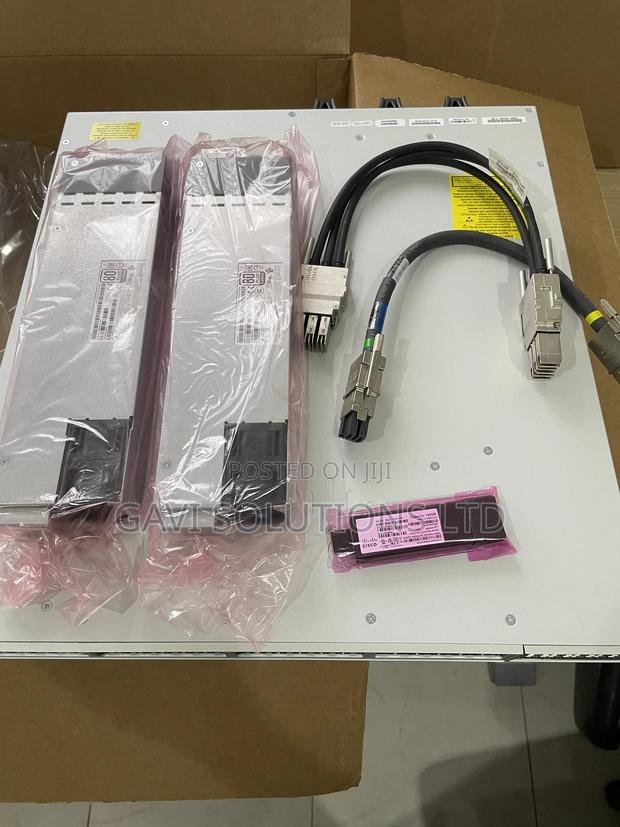 Cisco Catalyst 9300 48 Multi Gigabit Upoe W/Nm8x 10gig photo 3
