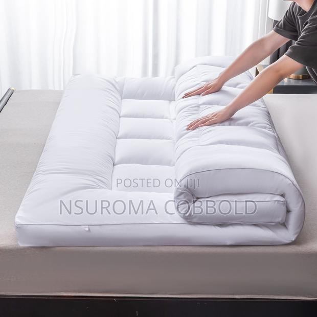 Luxury Bed Topper · Photo 3