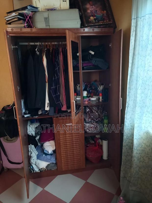 Wardrobe for Sale · Photo 4