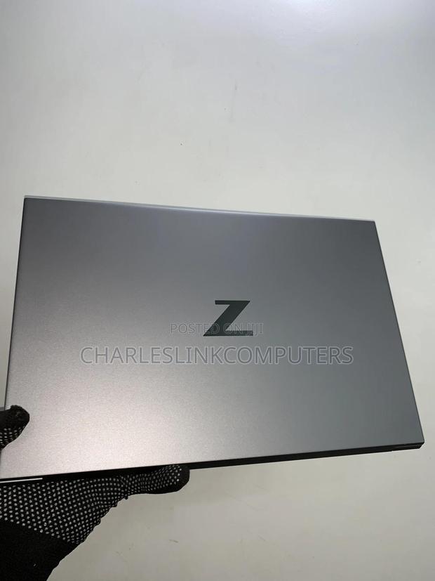 Laptop HP Zbook Studio G7 32GB Intel Core I7 SSD 512GB photo 2