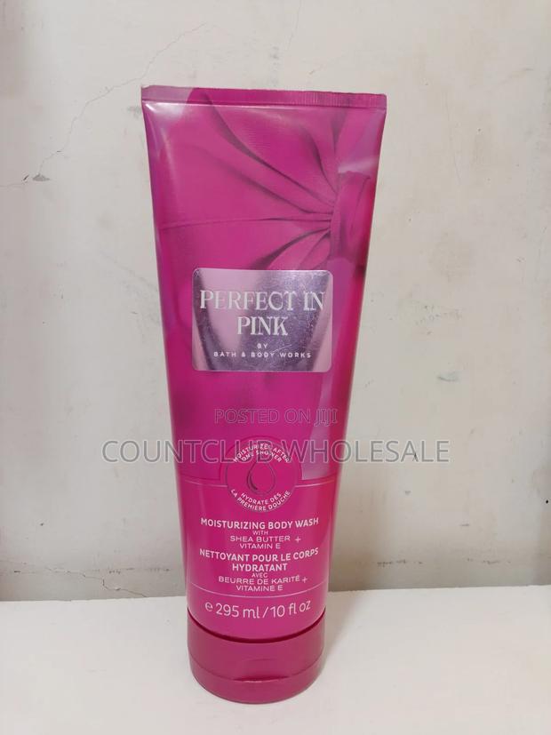Perfect in Pink Body Wash · Photo 2